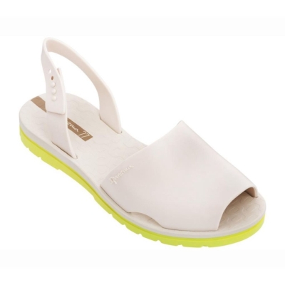 Ivory Yellow Ipanema Barcelona Women's Sandals | CA-314276U